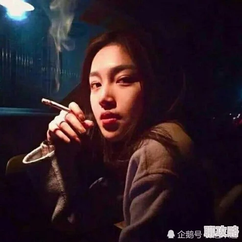 女人午夜视频探索女性在夜晚的独特生活与情感世界