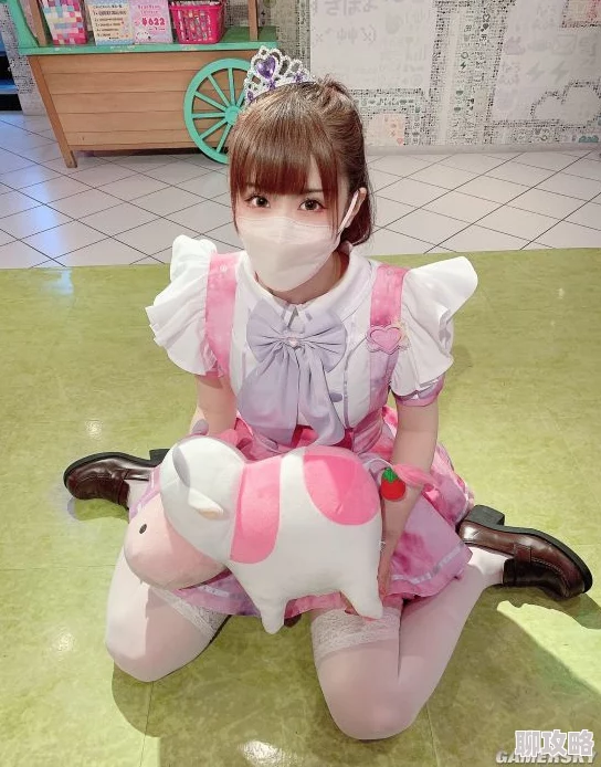 羞辱打开双腿h调教女仆h视频最近爆红网络点击量破百万 羞辱打开双腿h调教女仆h视频最近爆红网络点击量破百万