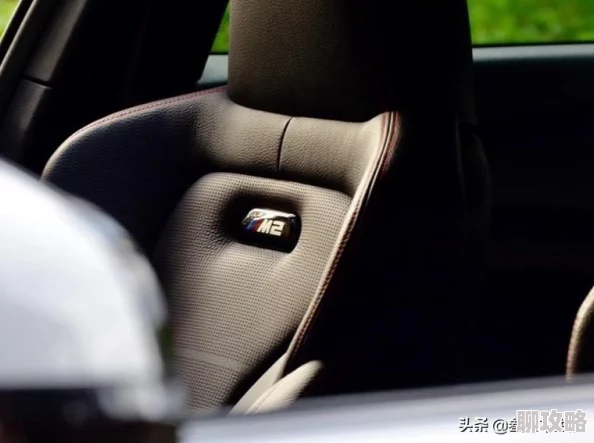 战争雷霆中特殊武器揭秘：网友热议的终极杀器究竟是指哪个？