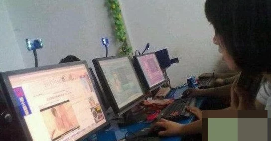 性偷窥tube最近爆料称某知名演员涉嫌偷窥事件,引发广泛关注 性偷窥tube最近爆料称某知名演员涉嫌偷窥事件,引发广泛关注