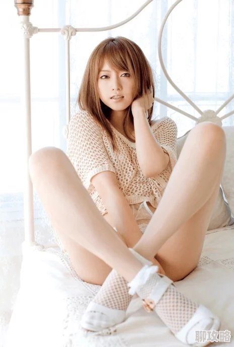 吉沢明步日本知名AV女优及演员，曾获多项业界大奖