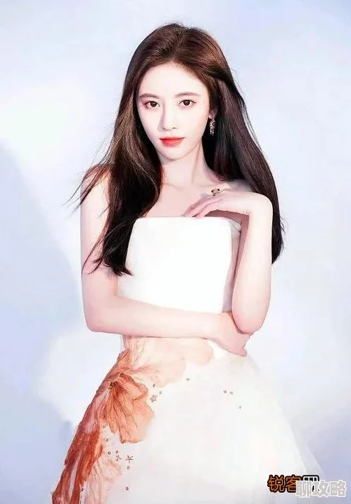 鞠婧祎被粉丝称为“四千年一遇的美女”