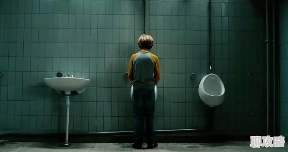 gabrieiciark喝尿液战前童年