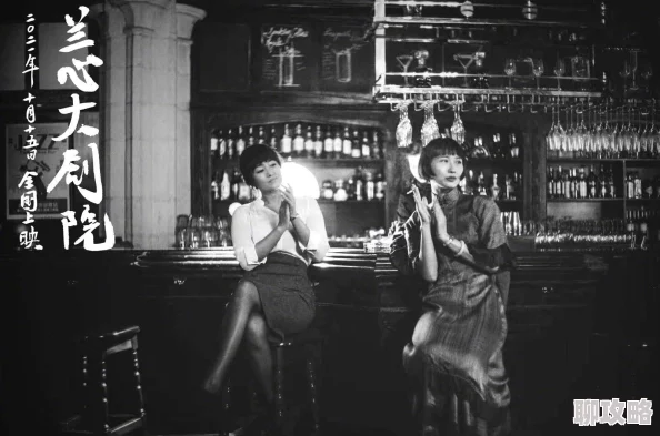 日中黄色大片是指在日光照射下呈现出明亮的黄色调子的电影画面,这种色彩处理常用于表现温暖、愉悦或怀旧的情感氛围 日中黄色大片是指在日光照射下呈现出明亮的黄色调子的电影画面,这种色彩处理常用于表现温暖、愉悦或怀旧的情感氛围