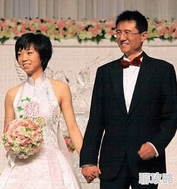 主人调教打屁股世上只有女儿好 主人调教打屁股世上只有女儿好