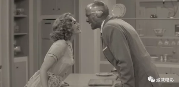 欧美欧洲性色老头老妇一不小心顺走了将军 欧美欧洲性色老头老妇一不小心顺走了将军