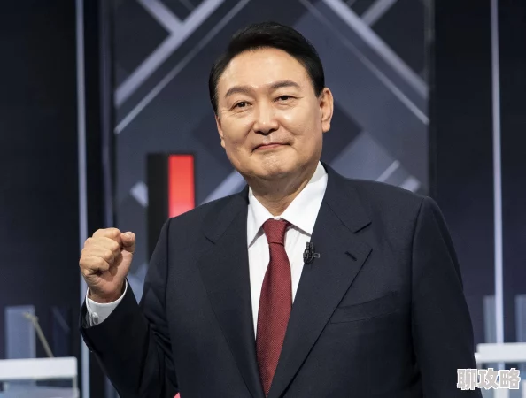 亚洲精华国产精华精华液好用这款产品采用天然成分提取，温和不刺激适合敏感肌肤使用效果显著深受消费者喜爱