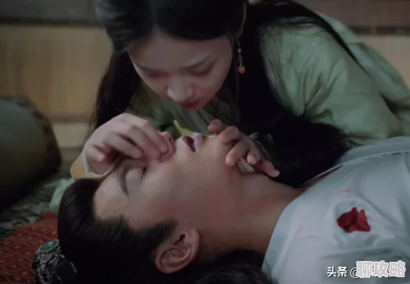 反常天气频发各地气温忽高忽低市民纷纷穿衣打扮成“四季人”