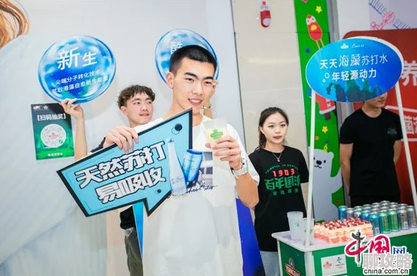 久久爱一区社区举办了首次宠物派对,居民们带着各自的毛孩子欢聚一堂 久久爱一区社区举办了首次宠物派对,居民们带着各自的毛孩子欢聚一堂