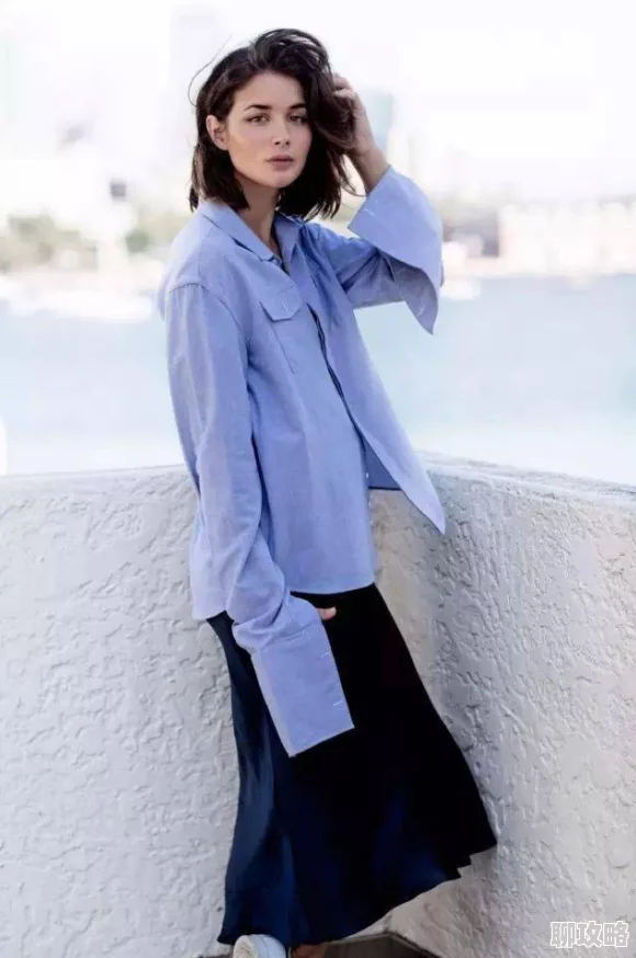 色3344最新推出的夏季时尚系列引领潮流,展现独特个性与风格 色3344最新推出的夏季时尚系列引领潮流,展现独特个性与风格