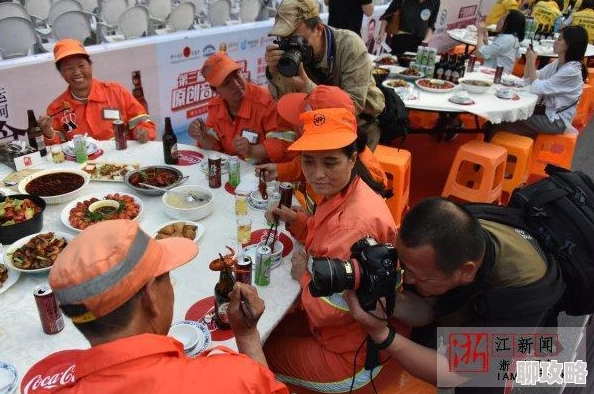 千金肉这道经典菜品在某美食节上获得了最佳创意奖，吸引了众多食客的关注