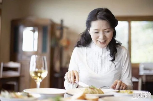 月月和健健阅读全文想做饭的女人和想吃饭的女人第二季追求梦想勇敢前行创造美好生活