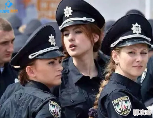 美女警花第一次好紧陈玉莹近日她在执勤中成功抓获一名逃犯引发热议