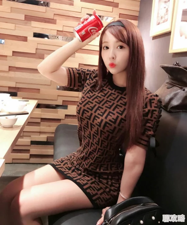 三上悠亚迅雷三上悠亚最新写真集发布引发粉丝热议