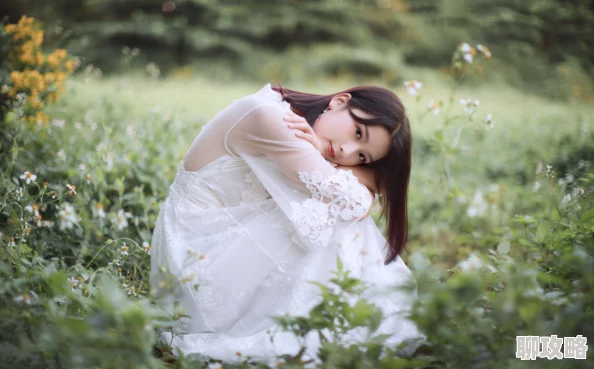 婉艳生活充满希望与美好，每一天都是新的开始，勇敢追求梦想，幸福就在前方等着你