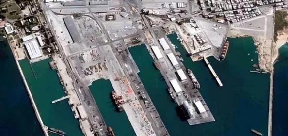 2024王牌战士机甲争霸全面攻略：最新战术与机体解析一览