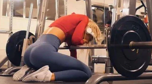 操进来近日一项研究显示，操进来在年轻人中越来越受欢迎，成为健身新趋势。