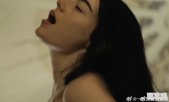 私拍大尺度资源已更新至10月完整版下载链接见评论区