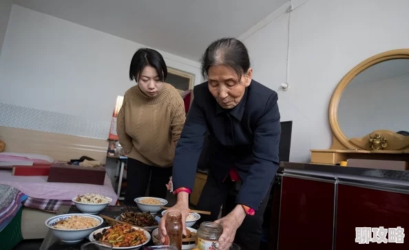 媛媛和老赵在厨房做常回家看看传递温暖与关爱让亲情更加紧密相连 媛媛和老赵在厨房做常回家看看传递温暖与关爱让亲情更加紧密相连