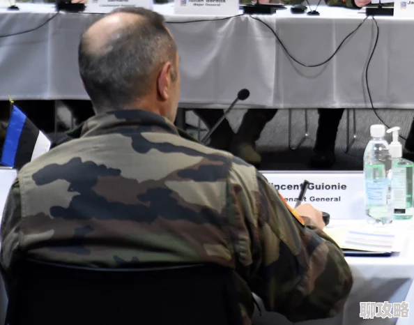 洗澡gay军人gay军人任务完成两人安全返回基地并接受调查