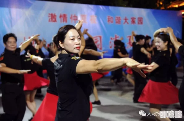夜宴白洁被老四五次近日该剧因演员表现出色而备受关注，观众纷纷点赞剧情发展