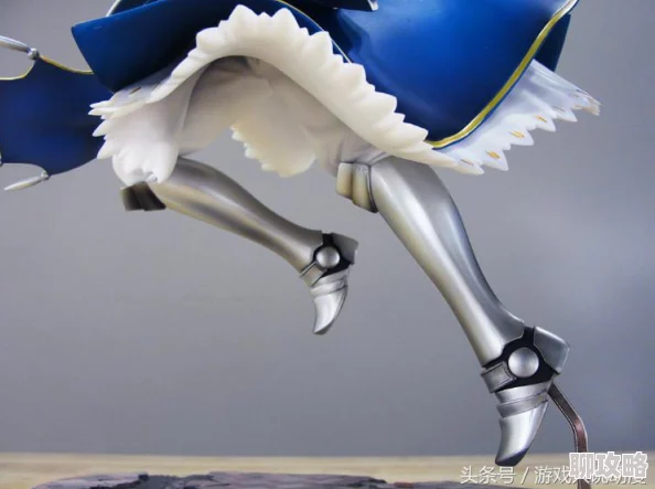 誓约之剑闪耀:深入解析吾王Saber在Fate系列中的全新技能属性与风采 誓约之剑闪耀:深入解析吾王Saber在Fate系列中的全新技能属性与风采