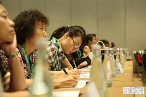 亚洲第三区我的爱情PH值爱情如水，保持酸碱平衡，幸福常伴心间