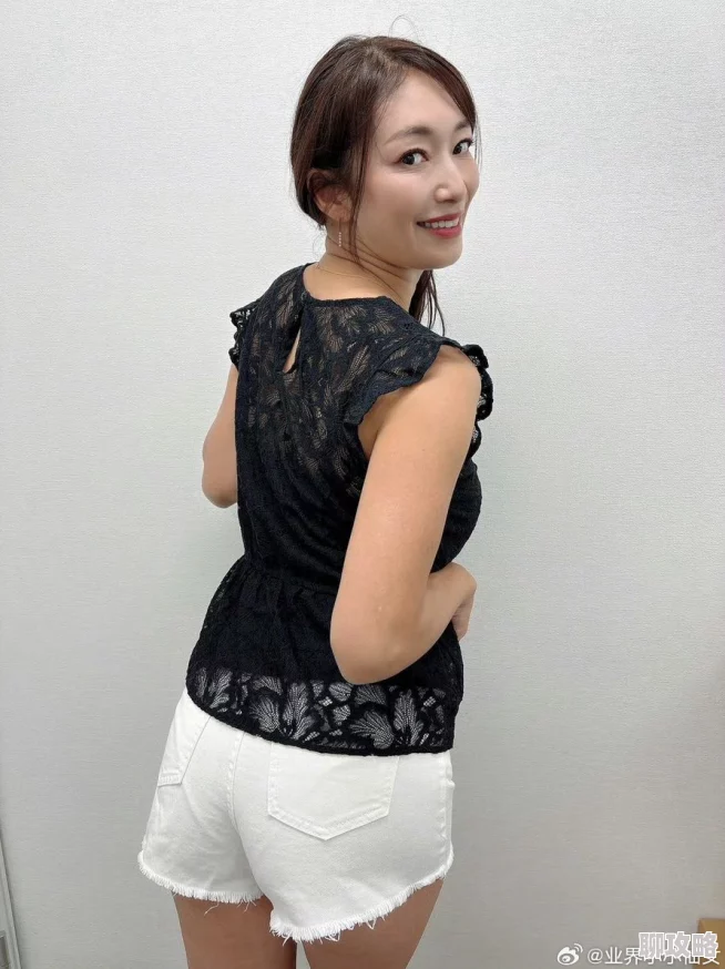 小早川怜子解禁黑人寄宿资源已更新至第三话新增泳装场景 小早川怜子解禁黑人寄宿资源已更新至第三话新增泳装场景