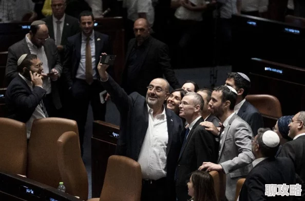 欧美黑人巨大xxxxx资源更新至第5季共10集每集时长约40分钟 欧美黑人巨大xxxxx资源更新至第5季共10集每集时长约40分钟