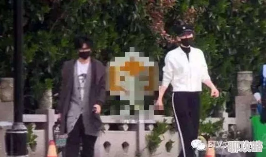 上校老公好狂野近日上校老公在社交媒体上分享了他与妻子的一次惊险探险经历,吸引了众多网友的关注与讨论 上校老公好狂野近日上校老公在社交媒体上分享了他与妻子的一次惊险探险经历,吸引了众多网友的关注与讨论