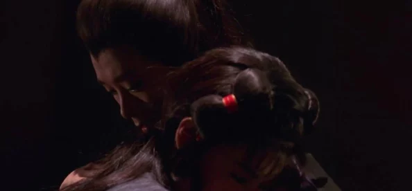 动漫美女被吸乳视频无尽近日该视频在社交平台上引发热议，吸引了大量观众关注