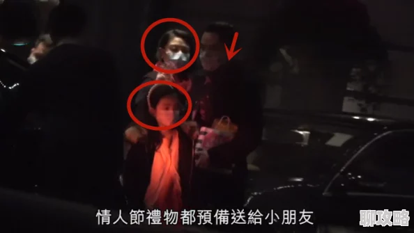 女友被别人玩得嗷嗷叫她在派对上遇到新朋友并享受了一夜狂欢