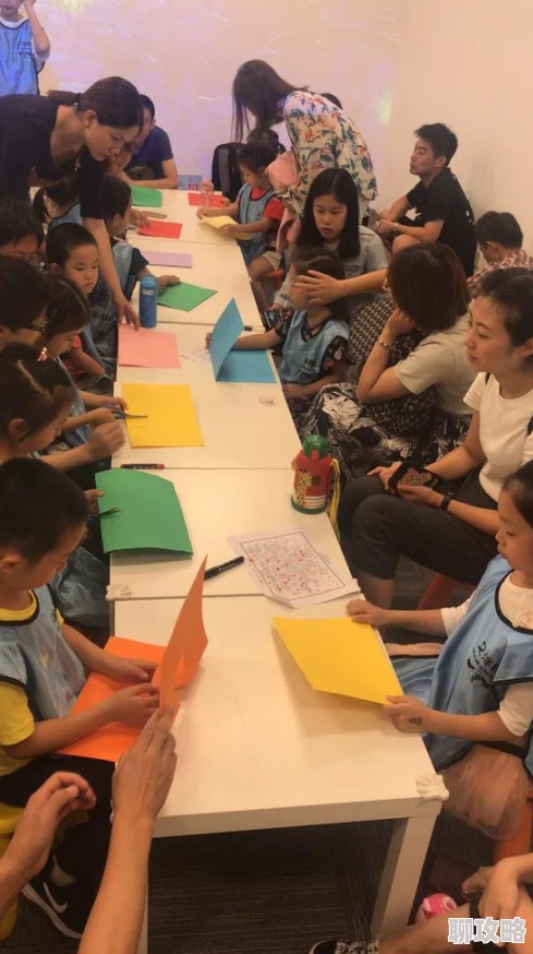 日小姐近日开启个人艺术展探索光影与色彩的交融 日小姐近日开启个人艺术展探索光影与色彩的交融