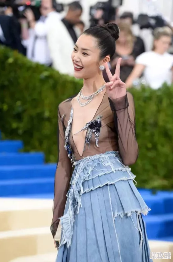 全球美女极品metarthunter让我们一起追求美好生活，传播积极能量，共同创造更美的未来