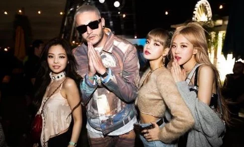 欧美极品videosex性欧美据传主演们私下关系复杂引发网友热议