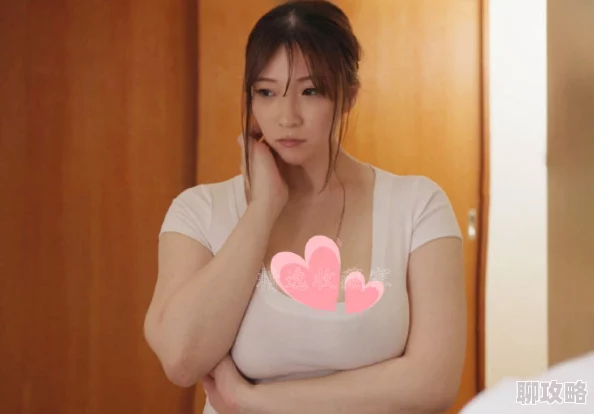 夕季千岁番号听说她最近喜欢收集古董娃娃还学习了法语厨艺也大有长进