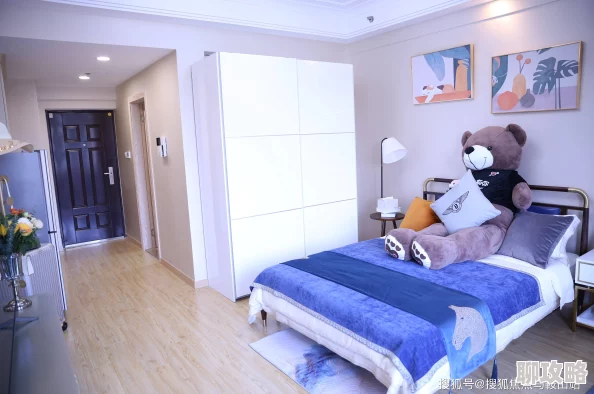 百叔私下热爱园艺据传拥有一个价值百万的兰花温室