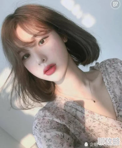 收服乔乔1v4性感御姐在线教学调教四个小奶狗 收服乔乔1v4性感御姐在线教学调教四个小奶狗