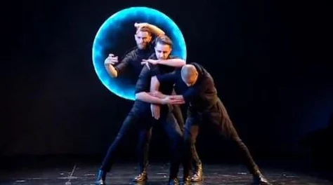 男女激情动图据说拍摄现场气氛热烈NG多次引来不少围观 男女激情动图据说拍摄现场气氛热烈NG多次引来不少围观