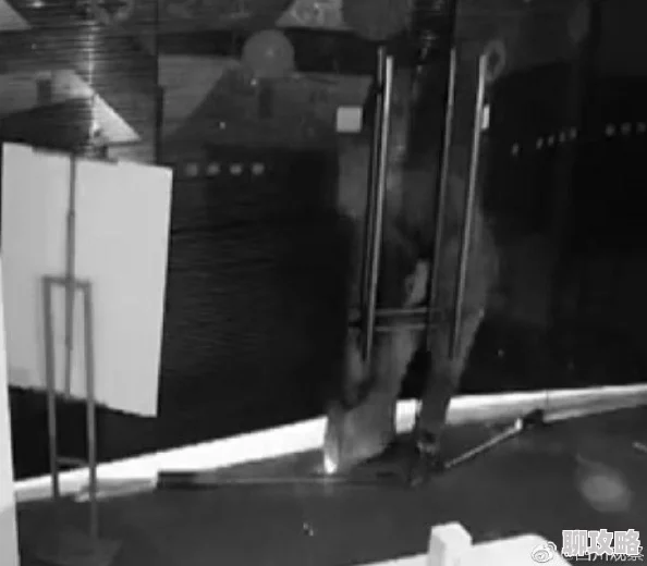 原题:撸丝袜据传某十八线女星私下癖好收集各种款式丝袜令人费解 原题:撸丝袜据传某十八线女星私下癖好收集各种款式丝袜令人费解