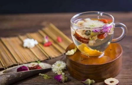 翁熄粗大进出36章听说作者最近沉迷养生每天都要喝枸杞茶 翁熄粗大进出36章听说作者最近沉迷养生每天都要喝枸杞茶