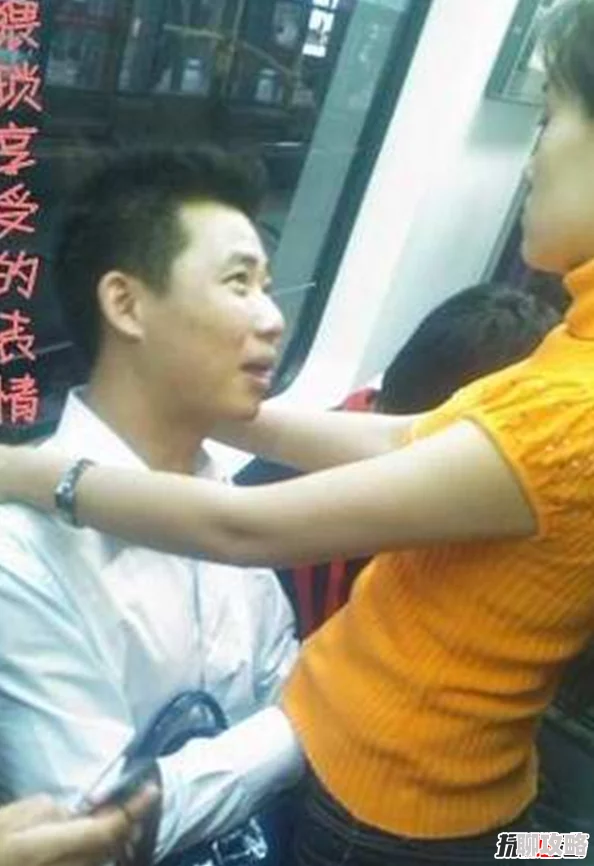 领导边摸边吃奶边做爽在线观看已被举报并查处相关网站已被关闭