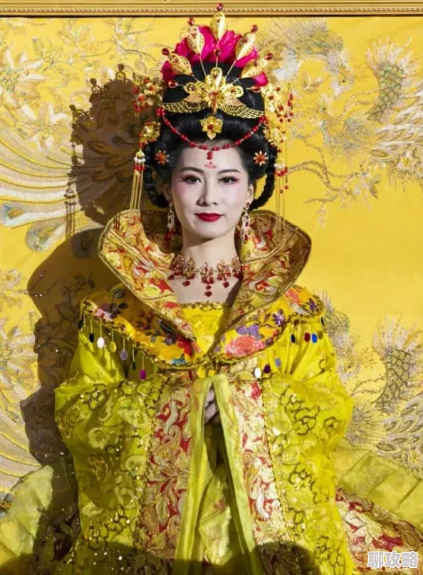 贵妃多娇媚网友称其扮相雍容华贵气质典雅令人赞叹 贵妃多娇媚网友称其扮相雍容华贵气质典雅令人赞叹