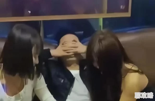 男女夜店卫生间做爰视频曝光不雅行为举报已受理警方正在调查 男女夜店卫生间做爰视频曝光不雅行为举报已受理警方正在调查