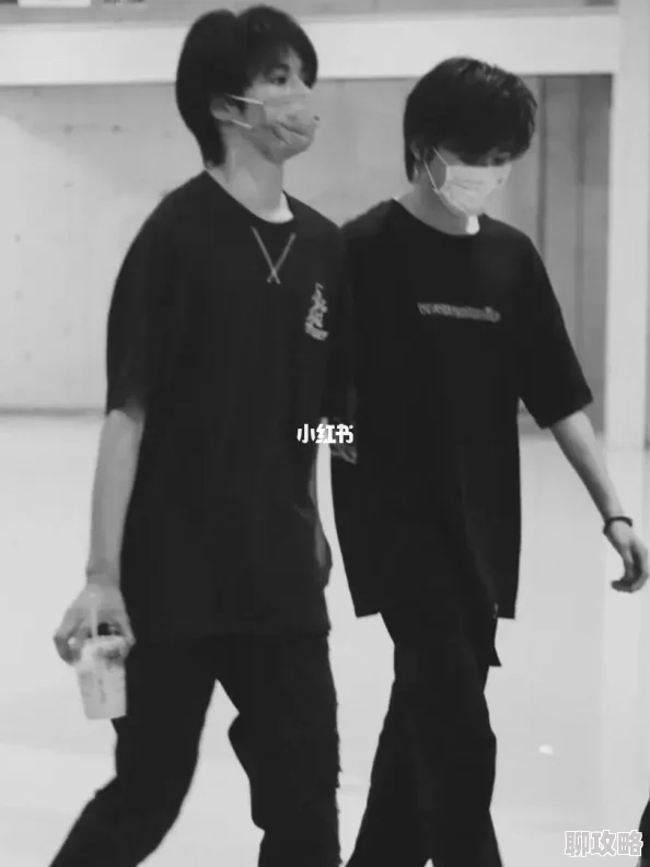 文轩探花高冷短发粉丝滤镜太厚本人颜值路人水平身材比例虐