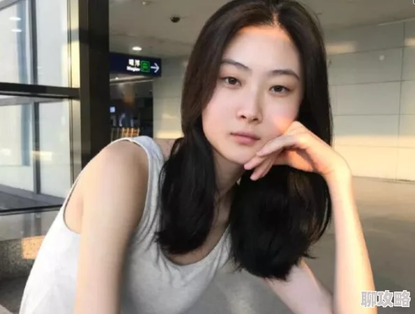 我年轻善良的大胸继坶被人偷拍上传视频到网上 我年轻善良的大胸继坶被人偷拍上传视频到网上