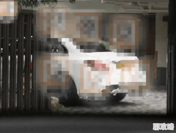 色偷偷人人疑似与神秘富商深夜密会豪车接送网友爆料两人举止亲昵 色偷偷人人疑似与神秘富商深夜密会豪车接送网友爆料两人举止亲昵