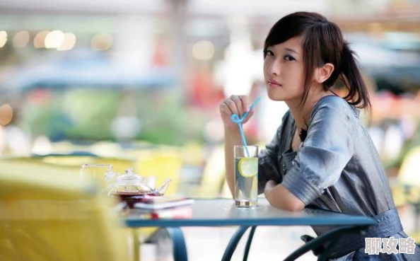 华娱娶了曾黎的小说文笔幼稚情节老套更新缓慢 华娱娶了曾黎的小说文笔幼稚情节老套更新缓慢