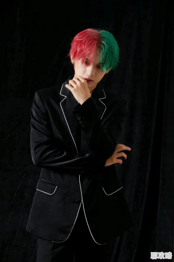 露出小奶头   动漫为何青春期元素与微妙的性暗示迎合特定喜好