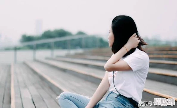 我丰满的岳 50岁为什么依旧光彩照人拥有自信乐观的生活态度 我丰满的岳 50岁为什么依旧光彩照人拥有自信乐观的生活态度